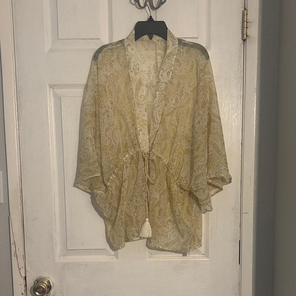 Lucky Brand Gold Paisley Kimono